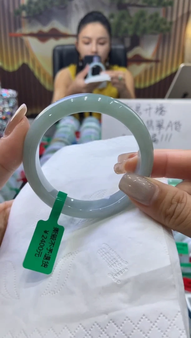 未镶嵌手镯翡翠00007064