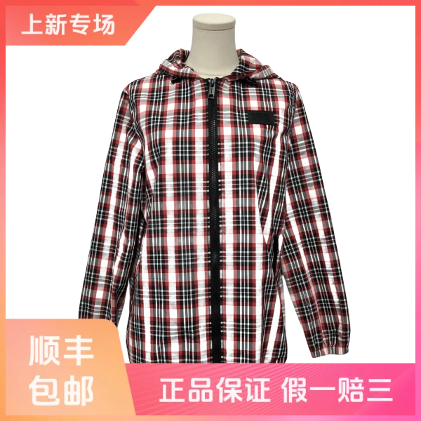 妃鱼/博柏利/锦纶/外套/95新/球六06