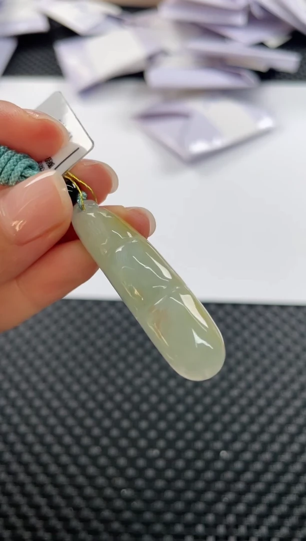 颈饰未镶嵌翡翠 6720 豆子