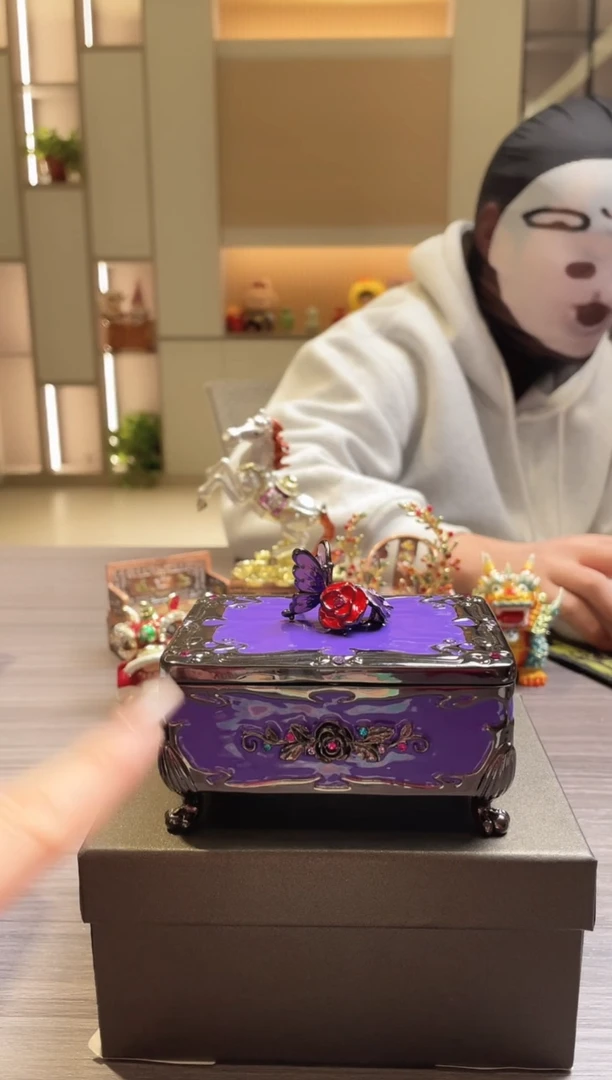 七宝烧珐琅彩首饰盒