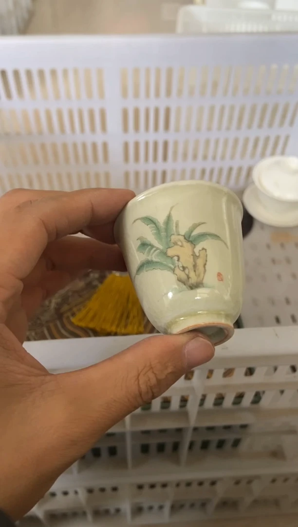 杯子瓷无运费险有瑕疵的摄影的产品有使用过的痕迹有点脏介意勿拍