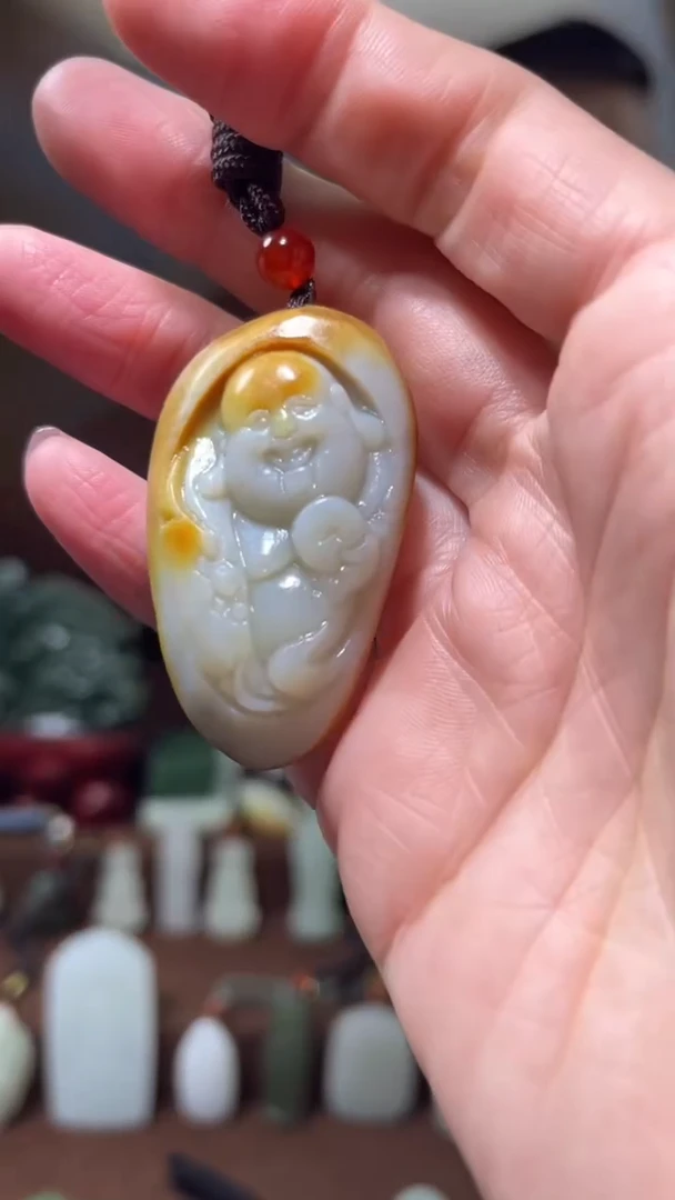 颈饰未镶嵌和田玉·