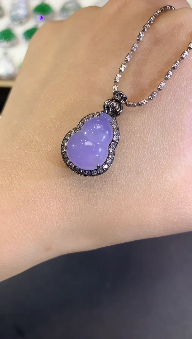 吊坠(不含链)18K金镶嵌翡翠46-葫芦（不含链和扣