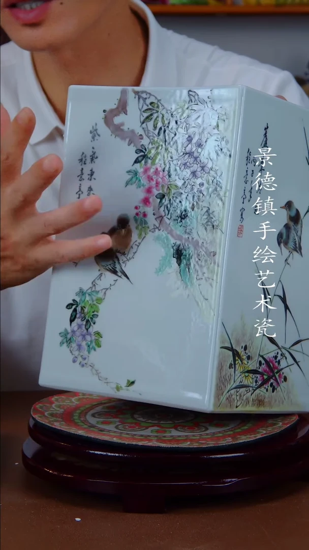 现代景德镇手工手绘陶瓷摆件87