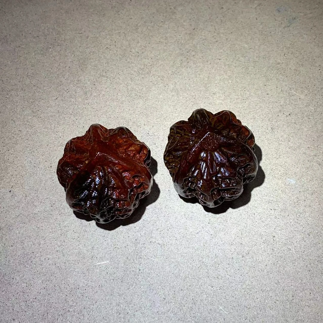 小叶紫檀精品手串  XY  069 （无礼盒）