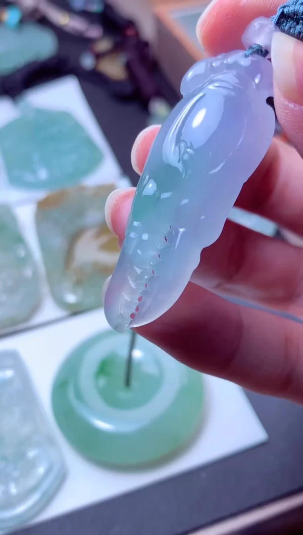 颈饰未镶嵌翡翠天然A货翡翠