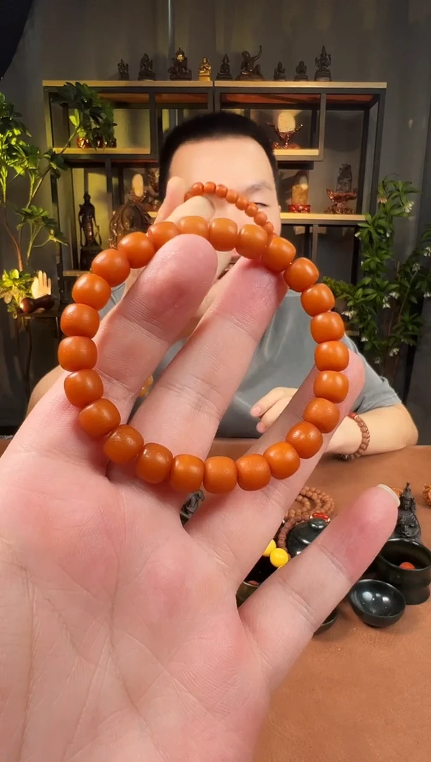 手串蜜蜡未镶嵌9+老蜡串