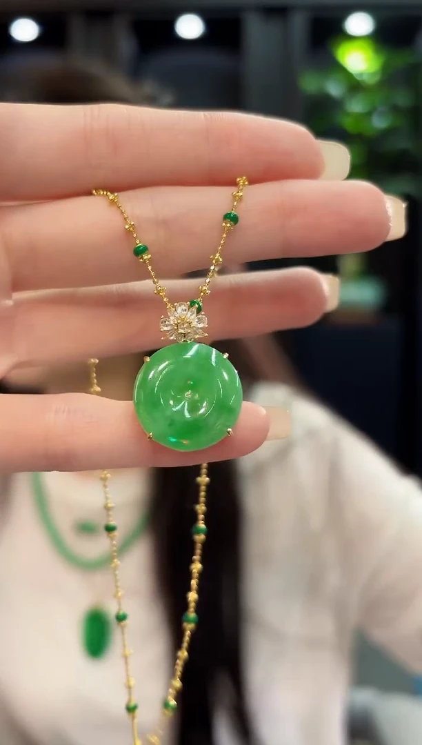 吊坠(不含链)未镶嵌翡翠缅料A货/多样性发货/一件