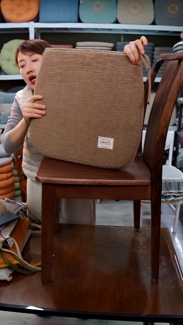 布雪尼尔云朵：咖色4个