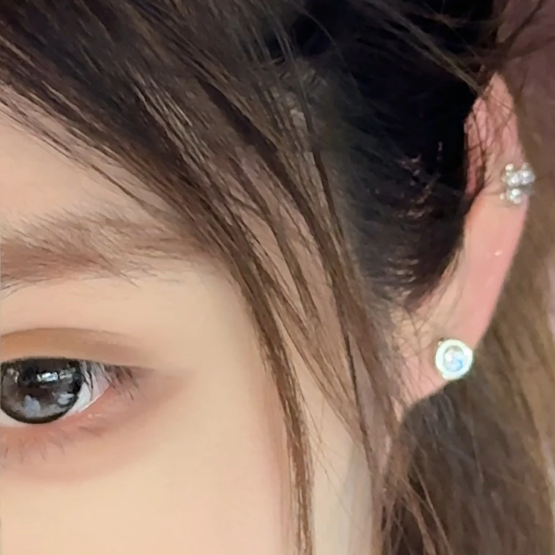 铜合金锆石耳饰 银针防过敏超闪耳钉花瓣两件套简约百搭约会通勤