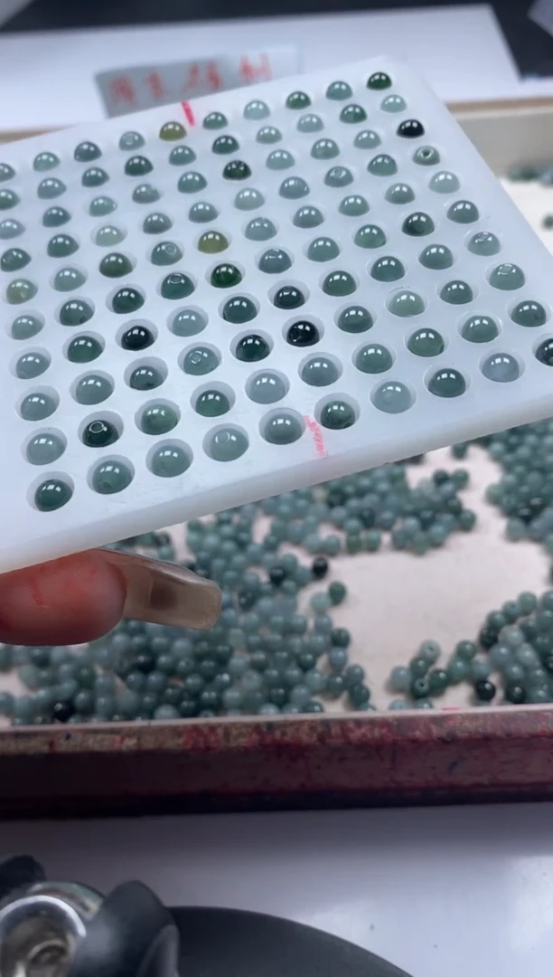 【闪购商品】翡翠颈饰未镶嵌w2722翡翠蓝水4mm*100颗