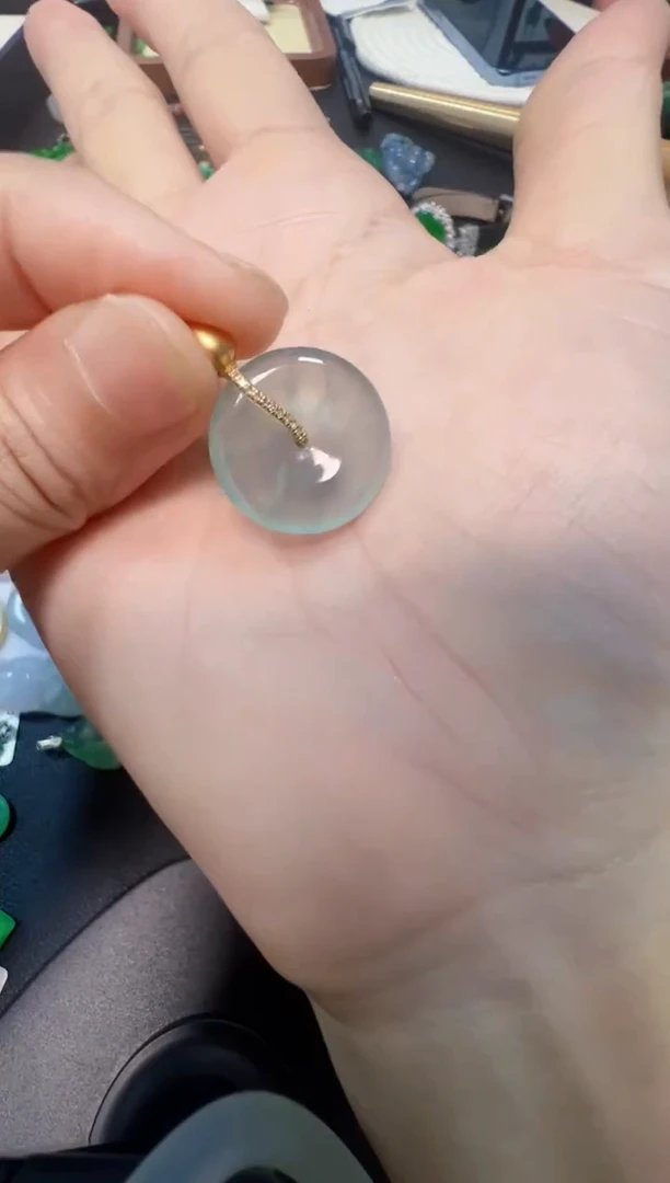 翡翠未镶嵌吊坠(不含链)1980