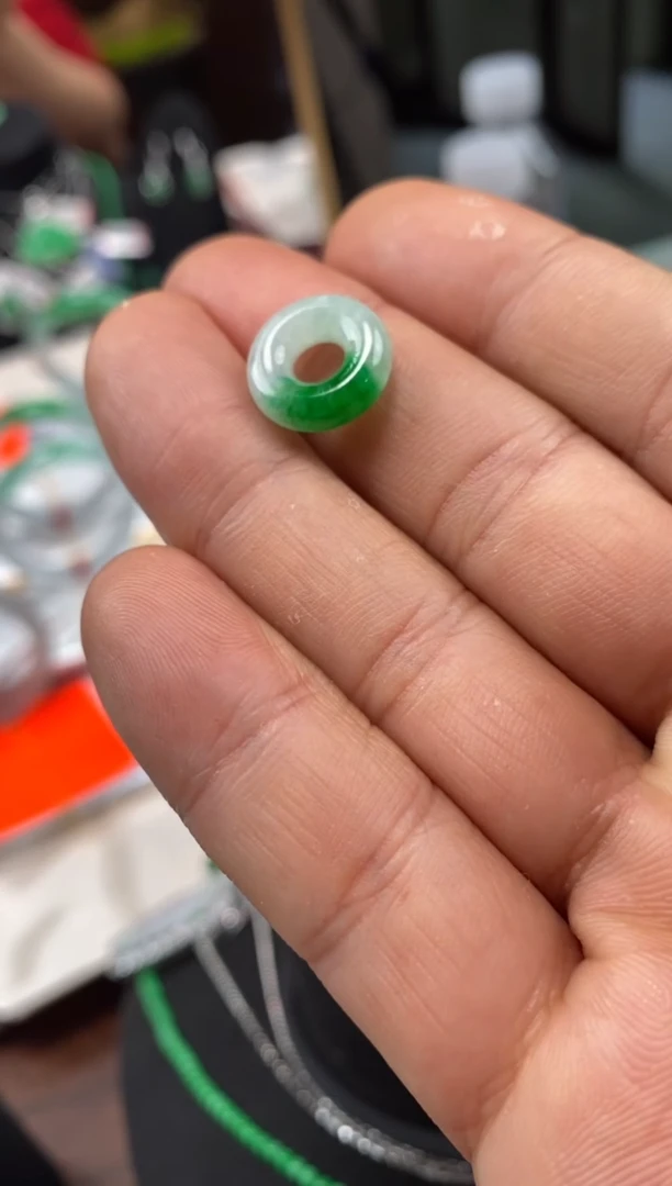 裸石翡翠双**格双重裸石3