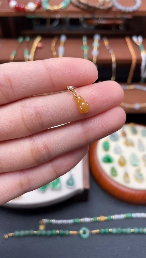 【闪购商品】翡翠吊坠(不含链)18K金镶嵌一个  JK309