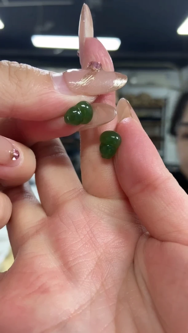 【闪购商品】和田玉耳饰18K金镶嵌多样性发其一颜色微差