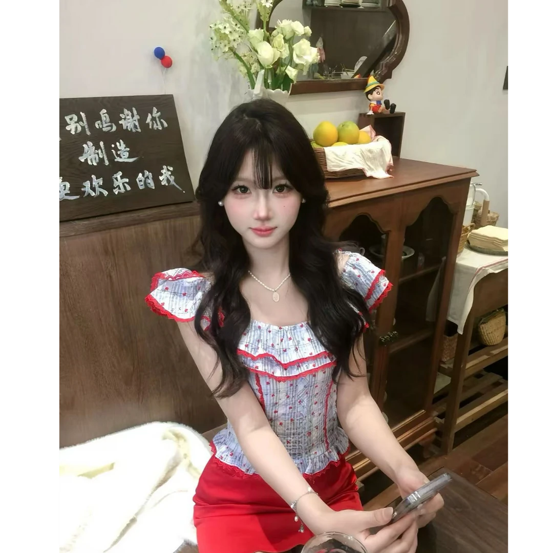 韩系设计感一字肩上衣背心女2025夏季新款红色A字半身裙时尚套装