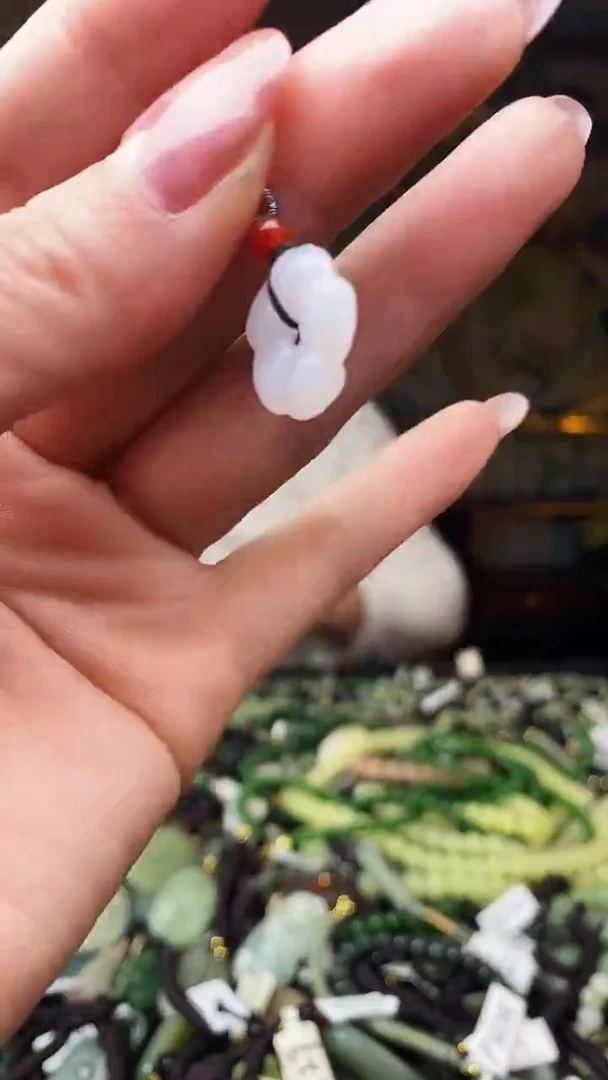 颈饰未镶嵌和田玉多样性发货，拍一发一