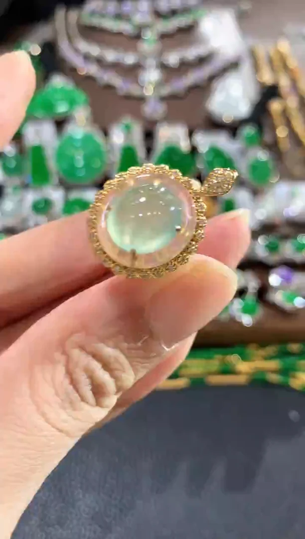 18K金镶嵌戒指翡翠n136