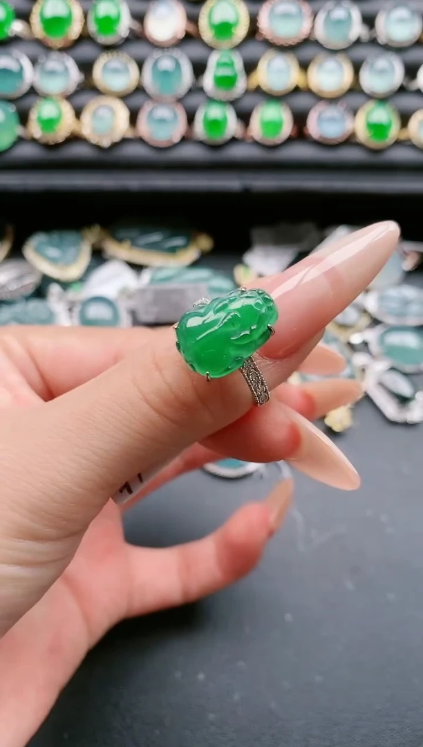 【闪购商品】翡翠戒指银S925镶嵌111111