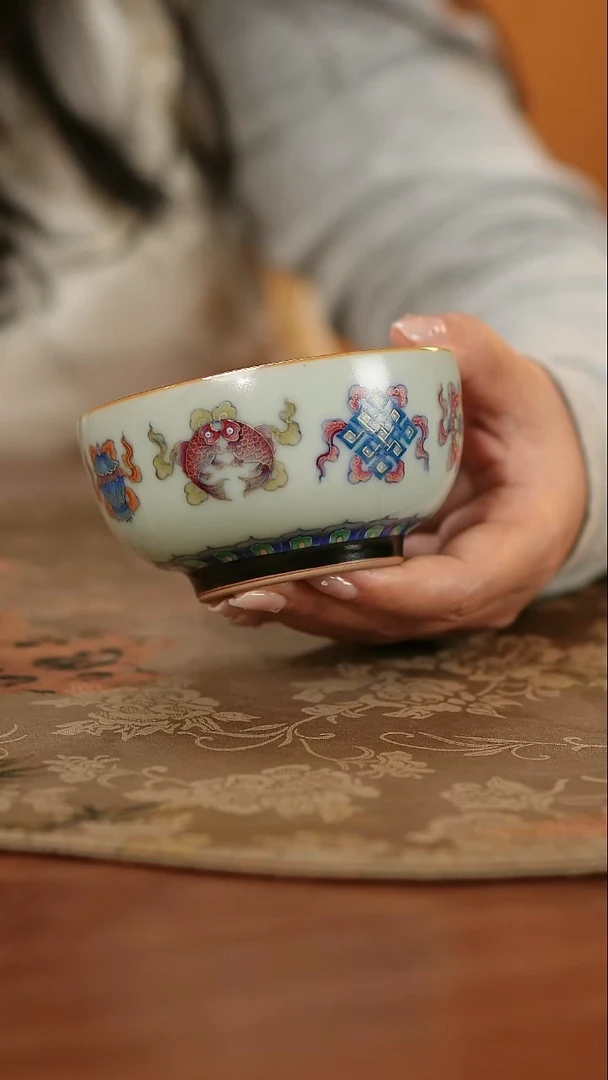 天青斗彩八宝大罗汉主人杯