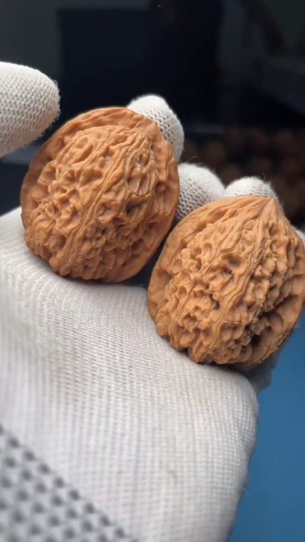 桃核把件a108  南疆石 35尺