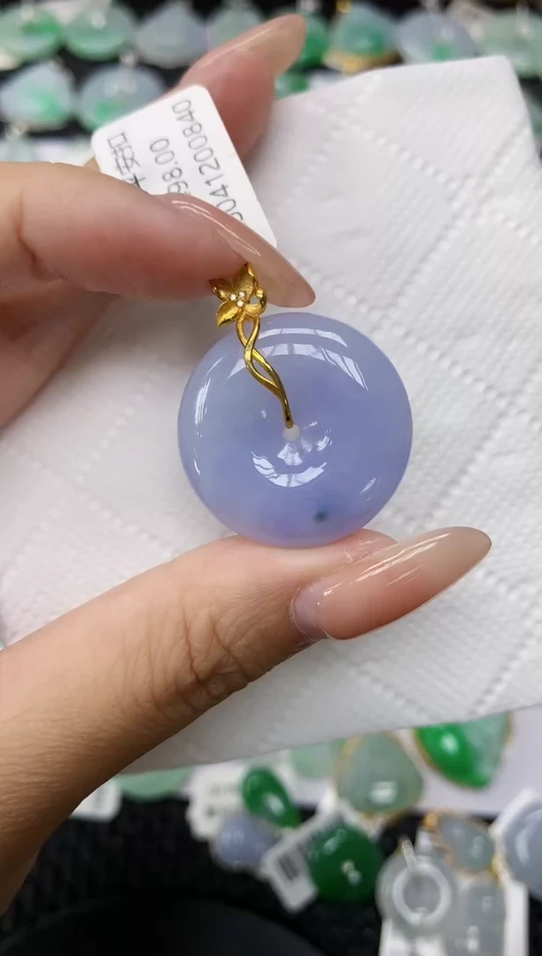 颈饰18K金镶嵌翡翠11111111111