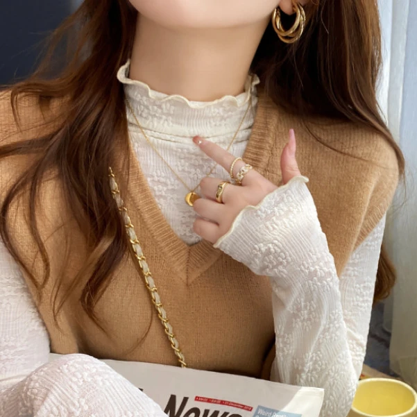 白色蕾丝打底衫2025新款女秋冬半高领内搭纯棉黑色洋气木耳边上衣