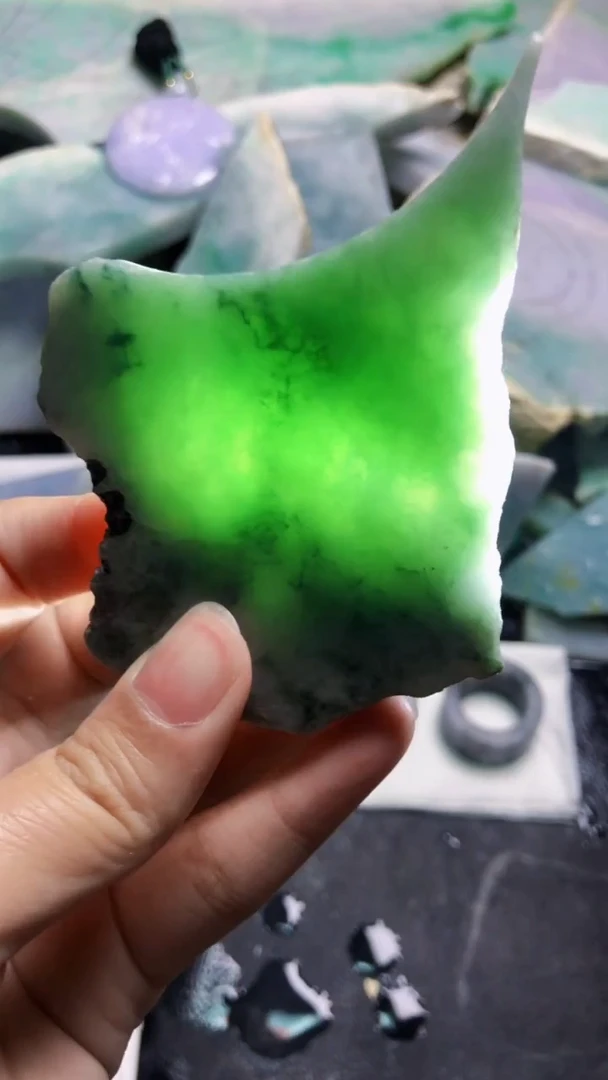 颈饰未镶嵌翡翠新店开业大优惠123