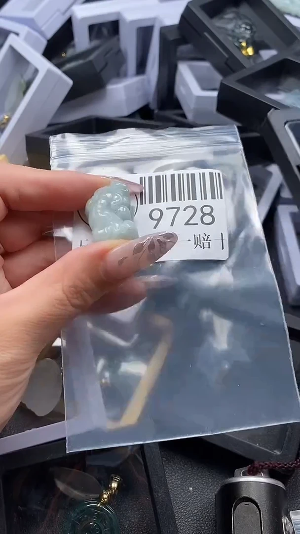 吊坠(不含链)未镶嵌翡翠9728