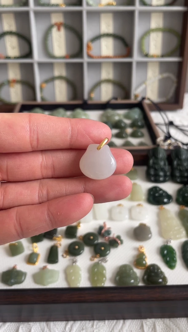 吊坠(不含链)银S925镶嵌和田玉吊坠(不含链) 银S925镶嵌 和田玉