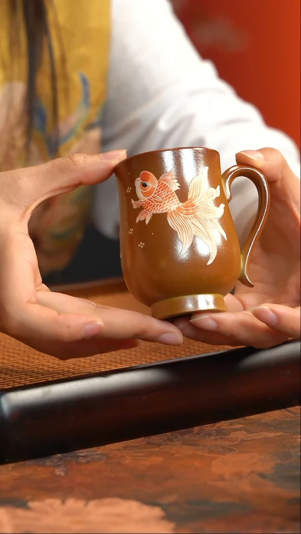 12小鱼柴烧金鱼高把杯