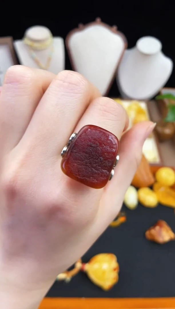 琥珀未镶嵌珠宝奇石柒月