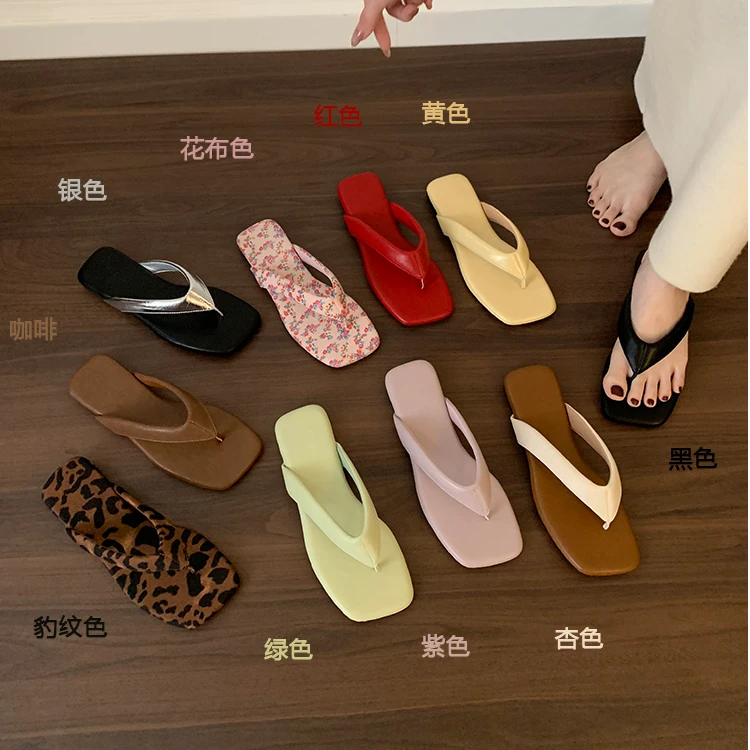 时尚平底人字拖夹脚拖鞋女鞋外穿夏季海边银色凉鞋沙滩鞋小众凉