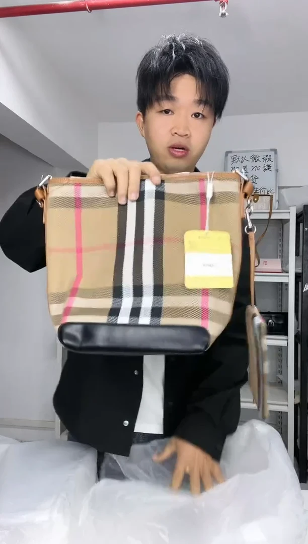 牛皮【尤尤轻奢女包】时尚百搭轻奢款式女包239