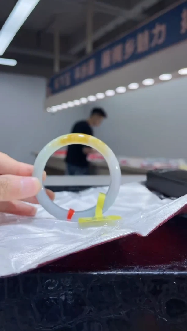 未镶嵌手镯翡翠  7