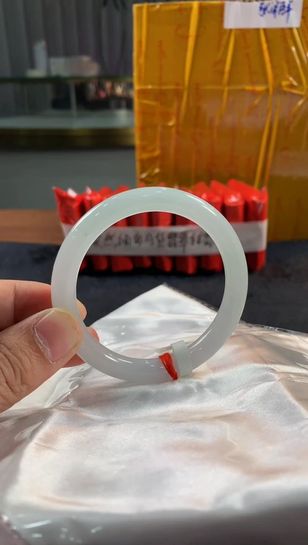 未镶嵌定制翡翠5073毛货不退不换 56-58圈