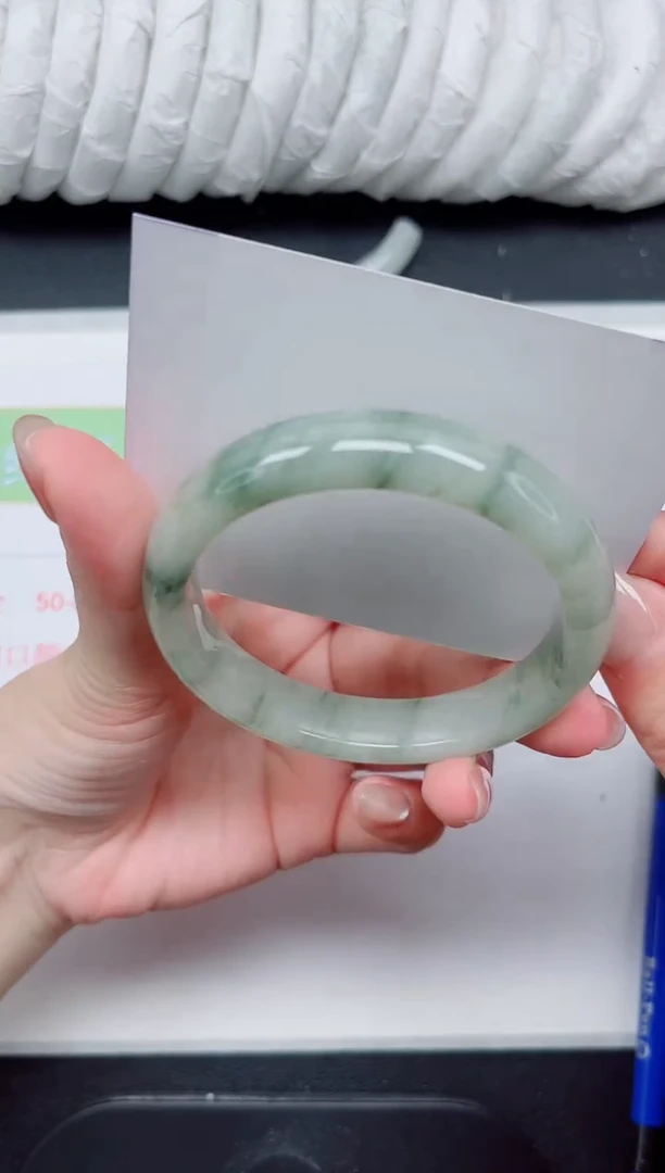 【闪购商品】石英质玉手镯未镶嵌191-58.5