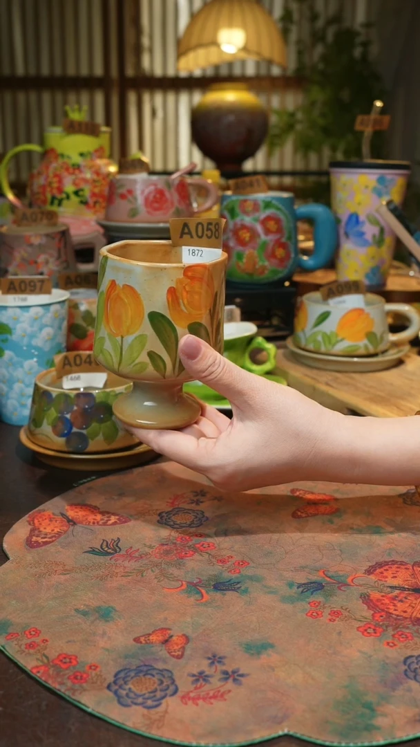 陶瓷景德镇高温釉下手绘陶瓷