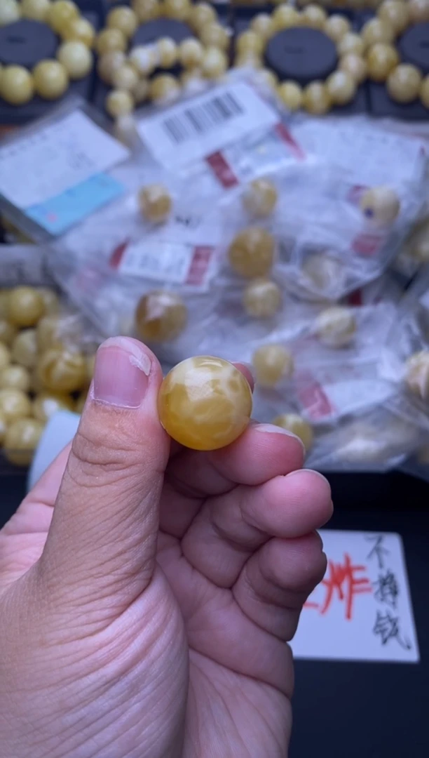 裸石琥珀未镶嵌 星筠珠宝优选102