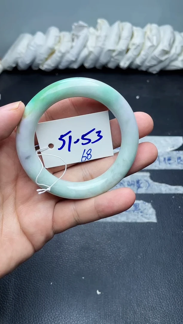 未镶嵌手镯翡翠68