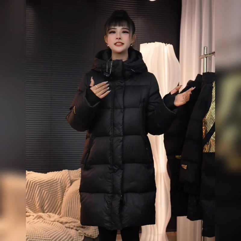 黑色六格中长款羽绒服女加厚保暖修身外套