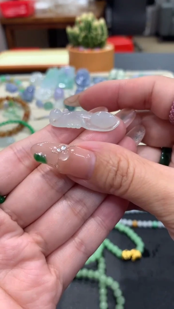 【闪购商品】定制翡翠未镶嵌翡翠