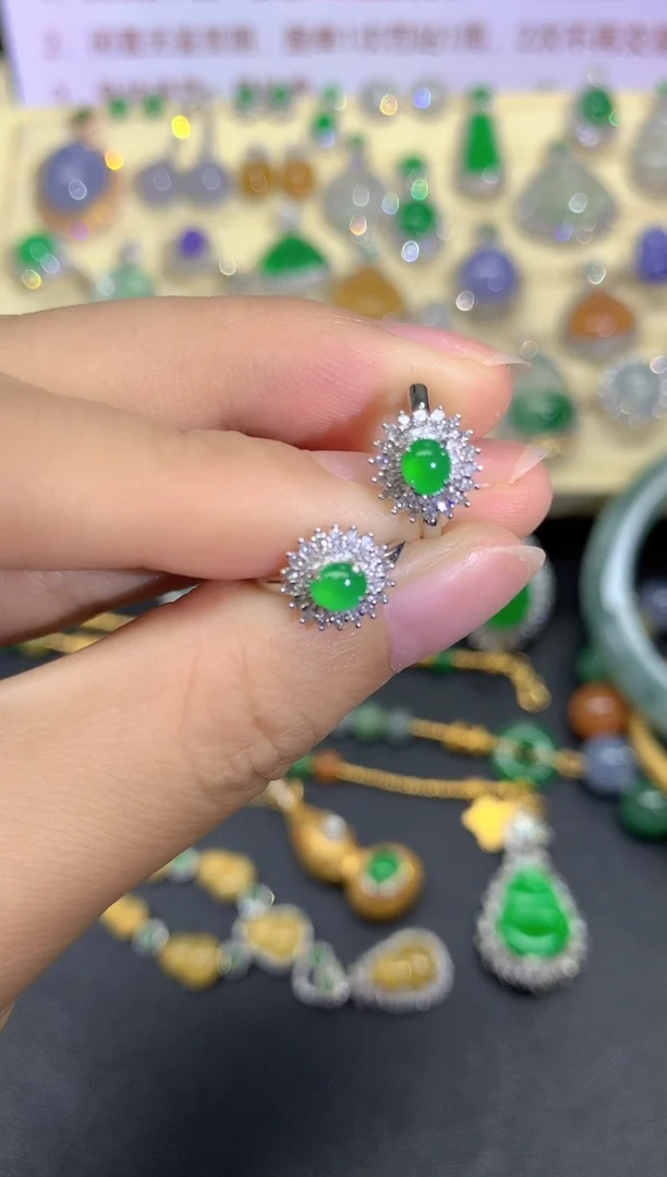 翡翠18K金镶嵌耳饰耳饰|4125+412