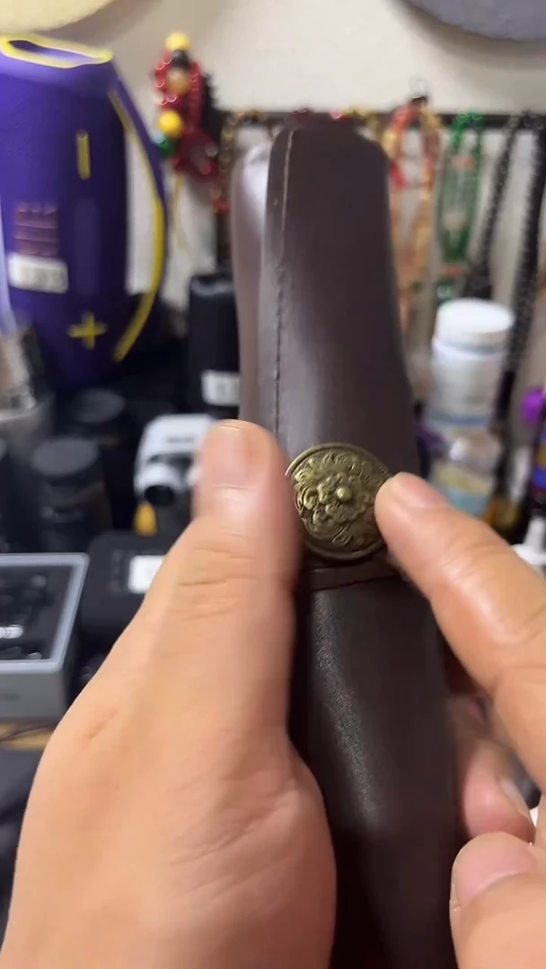 瓷片闪购商品 如图所示