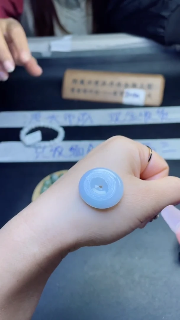 【闪购商品】定制翡翠未镶嵌多样性翡翠挂件 拍一发一