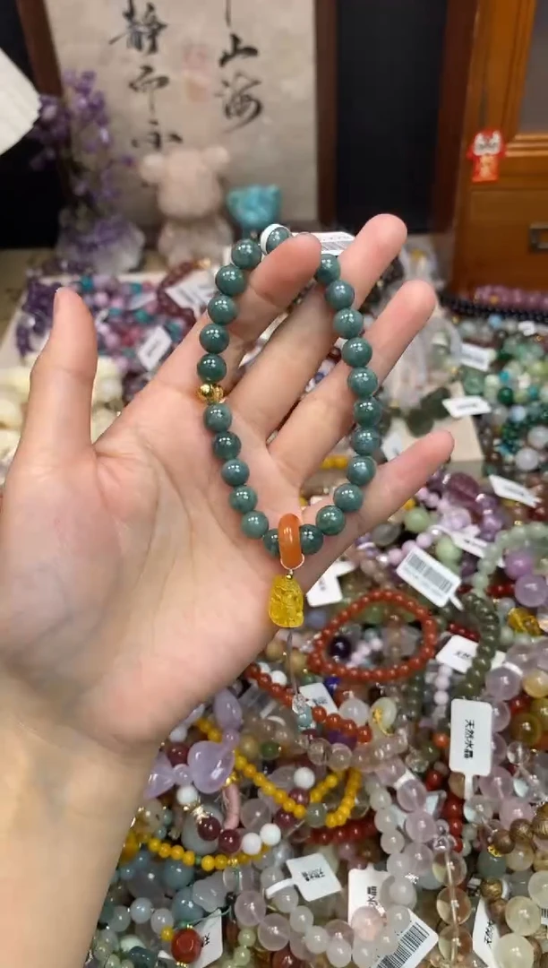 未镶嵌翡翠手饰290