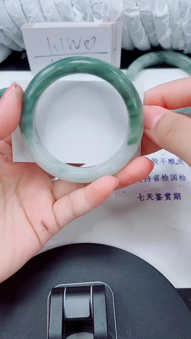 未镶嵌手镯石英质玉191-53/54