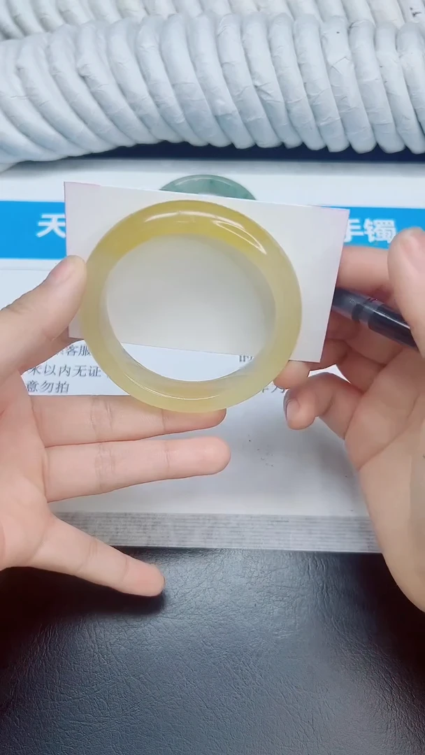 未镶嵌手镯石英质玉18/55.2