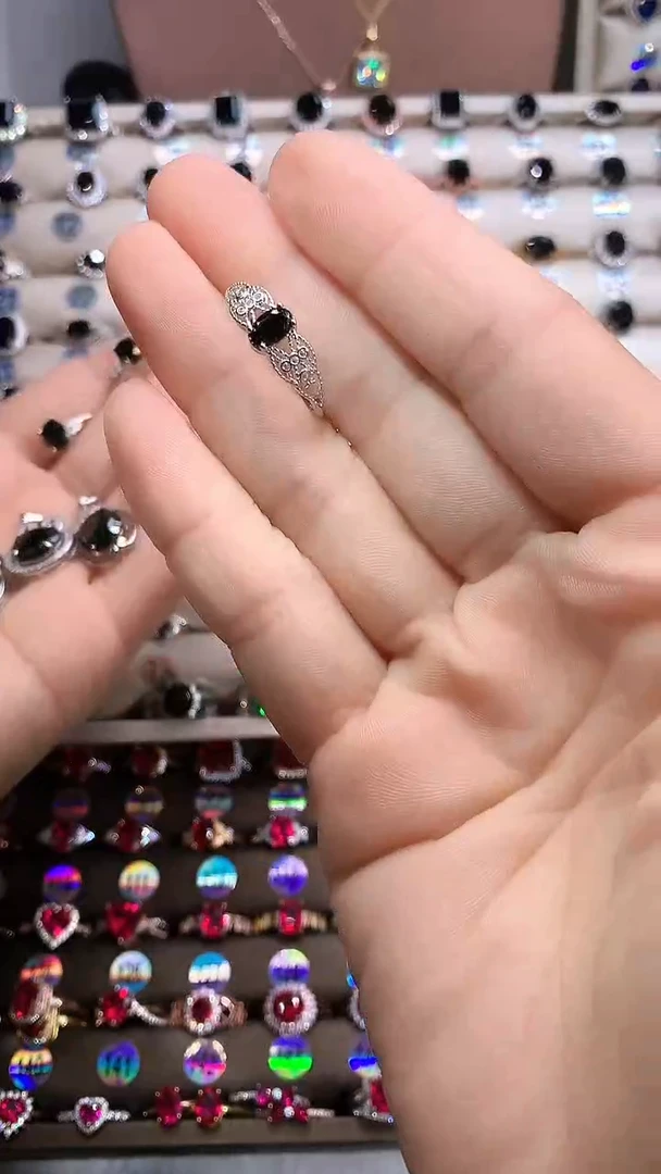 【闪购商品】蓝宝石戒指银S925镶嵌银色4.6山蓝