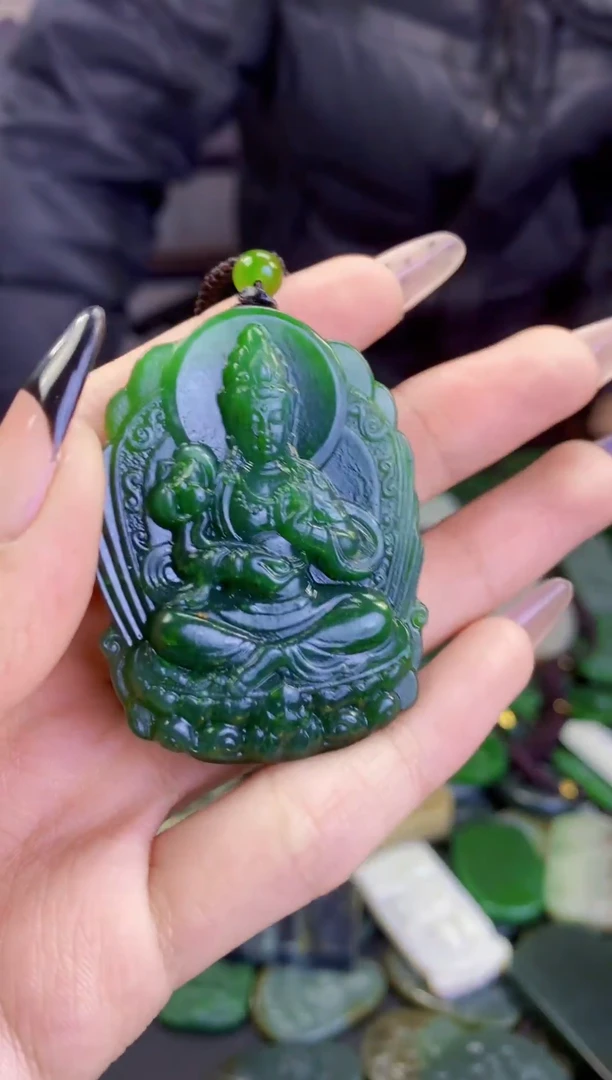 颈饰未镶嵌和田玉1